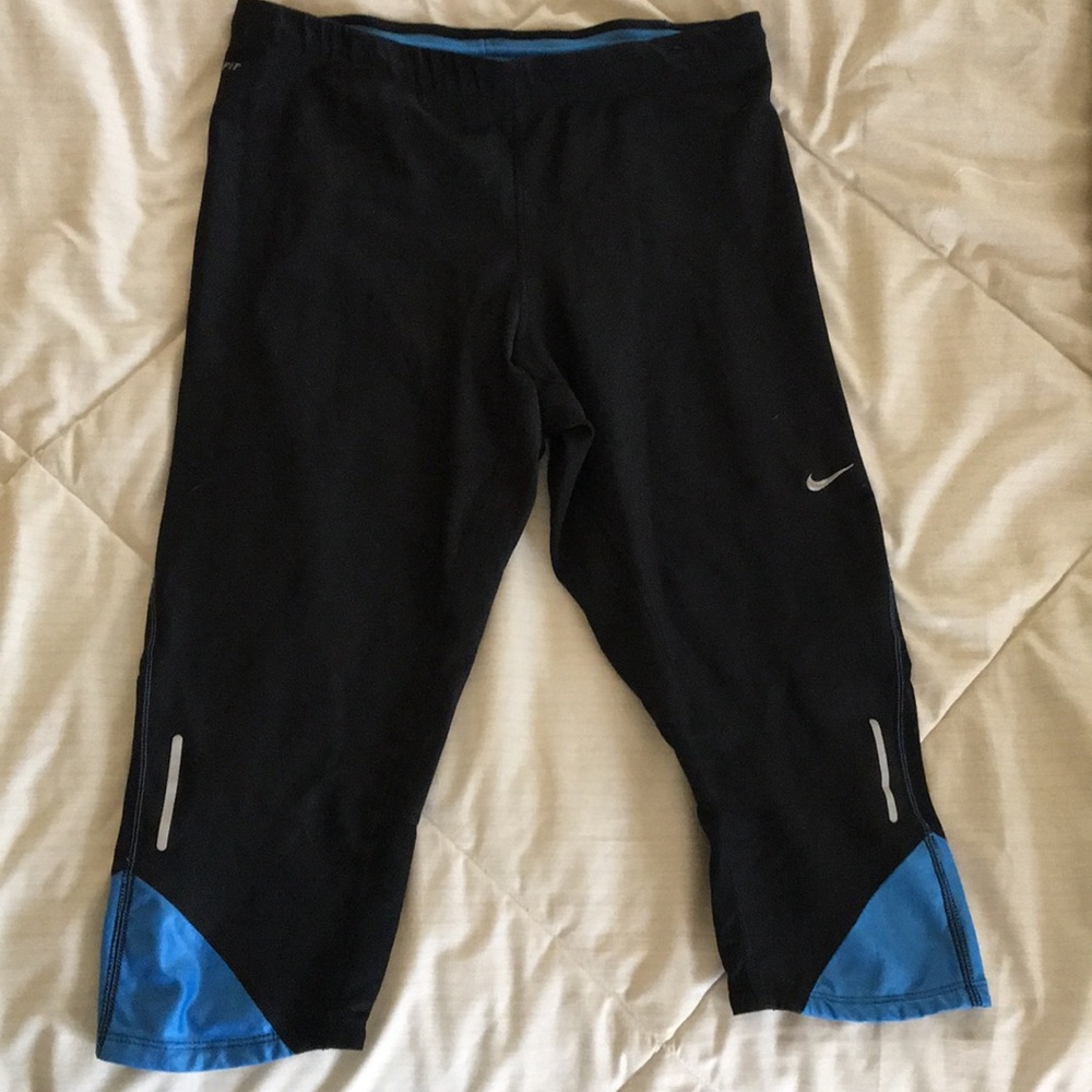 Nike Capri workout pants